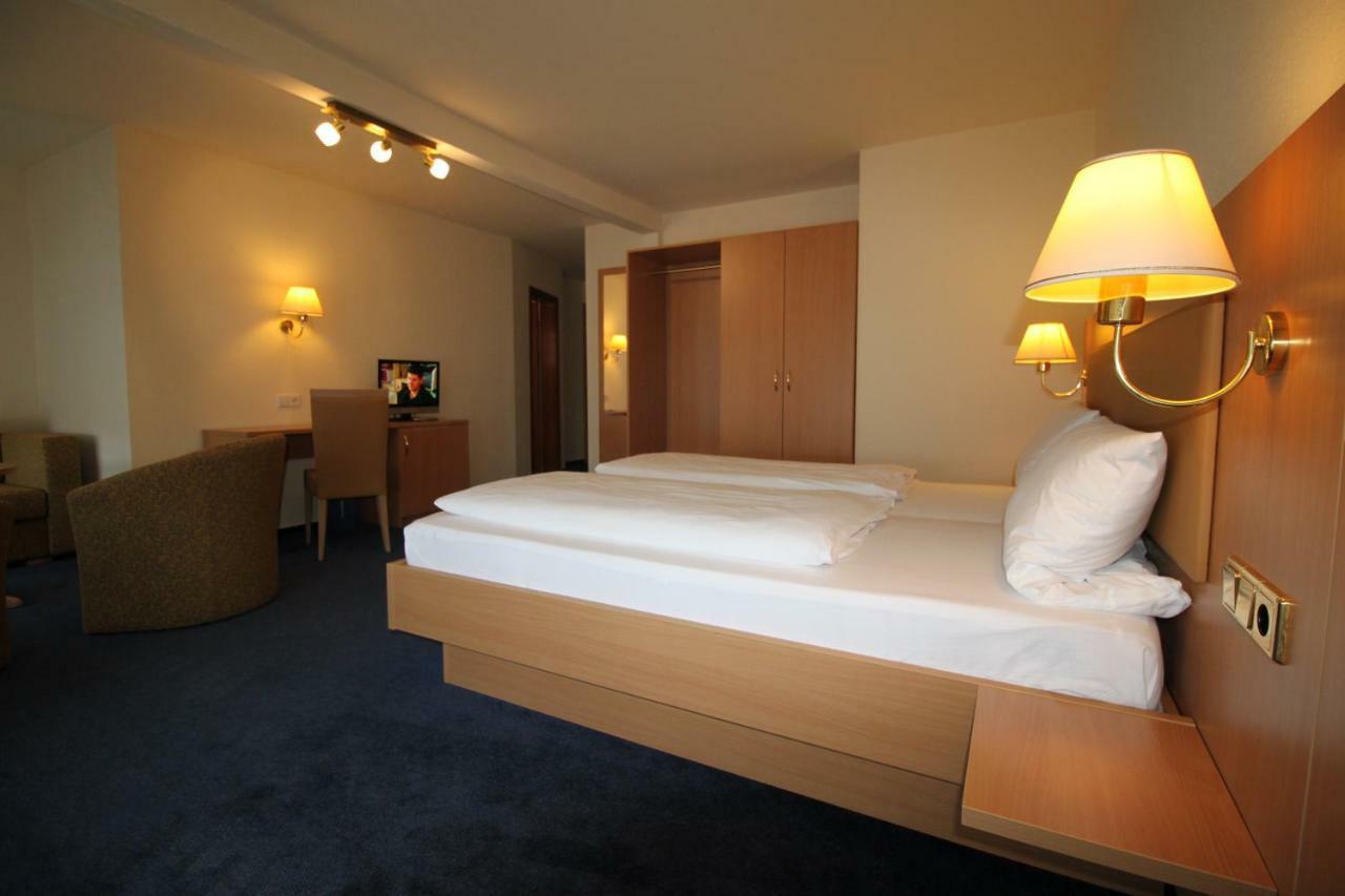 Hotel Garni Eden Meersburg Eksteriør billede